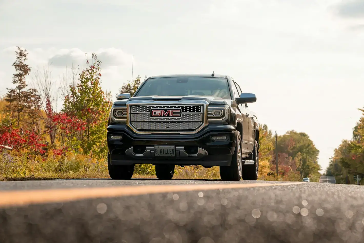 gmc-on-road GMC car on a road