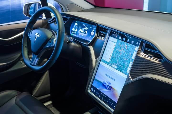 tesla-interior Tesla interior